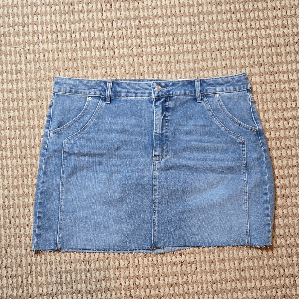 Time and Tru Size 18 Denim Mini Light Wash Plus Size Skirt